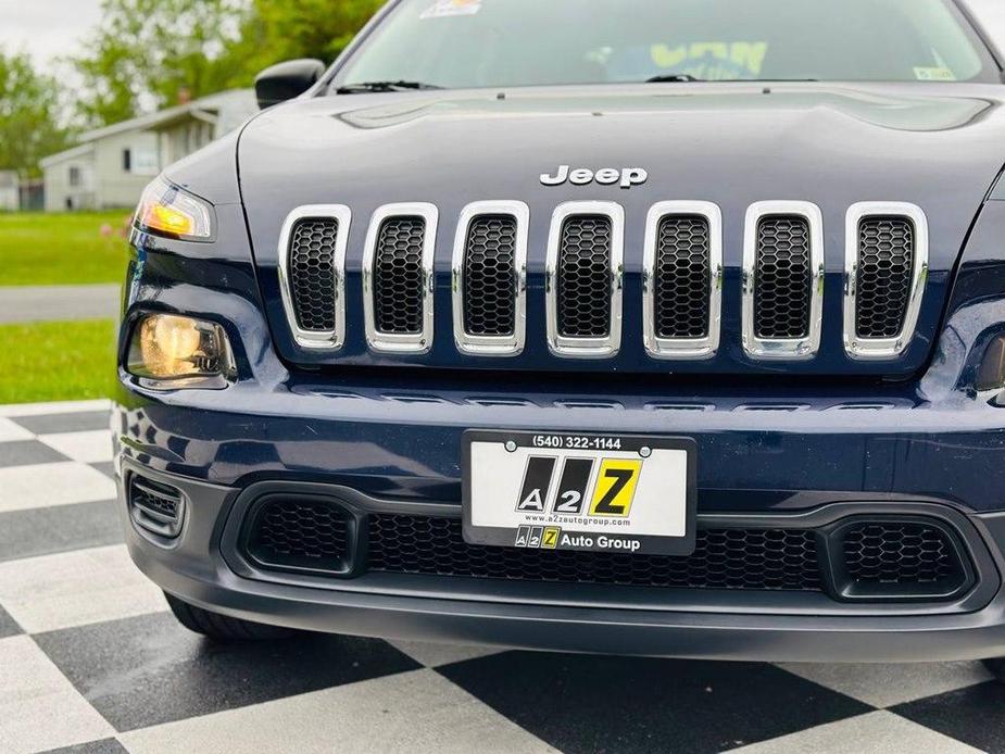 used 2016 Jeep Cherokee car, priced at $13,725