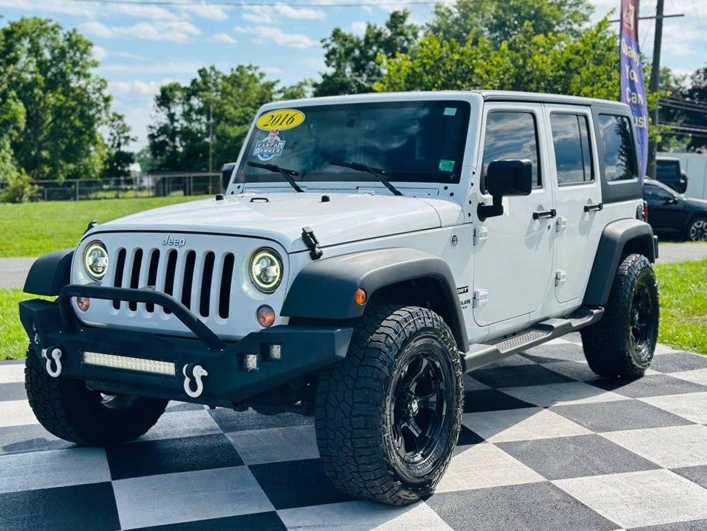 used 2016 Jeep Wrangler Unlimited car, priced at $18,999