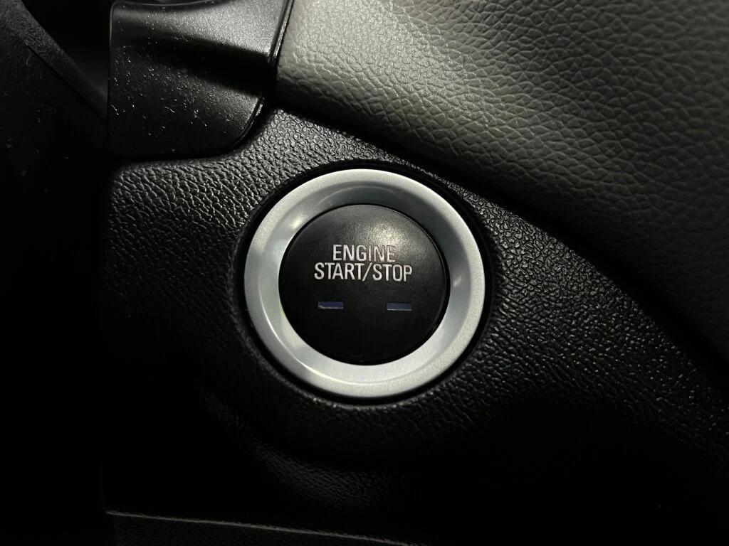 used 2023 Chevrolet Equinox car, priced at $18,996