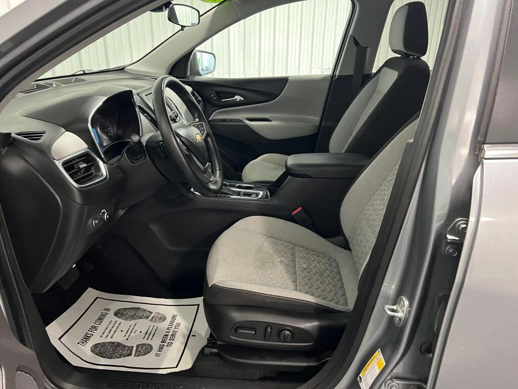 used 2023 Chevrolet Equinox car, priced at $18,996