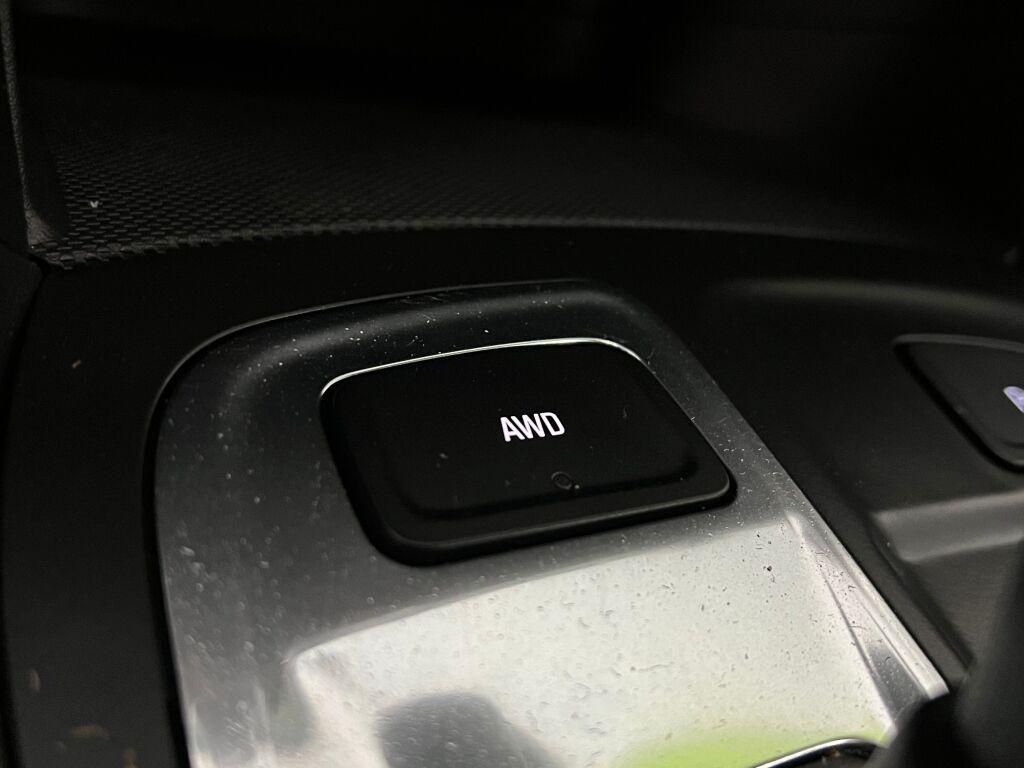 used 2023 Chevrolet Equinox car, priced at $18,996