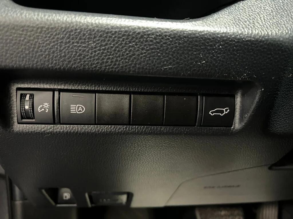 used 2020 Toyota RAV4 Hybrid car, priced at $22,998