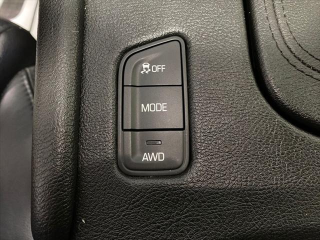 used 2018 Cadillac XT5 car, priced at $21,536