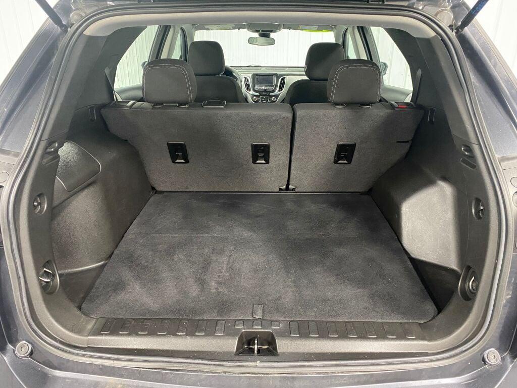 used 2022 Chevrolet Equinox car, priced at $17,396