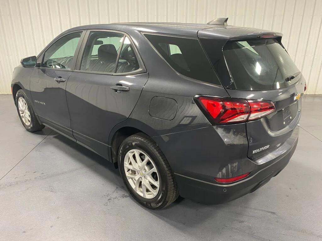 used 2022 Chevrolet Equinox car, priced at $17,396