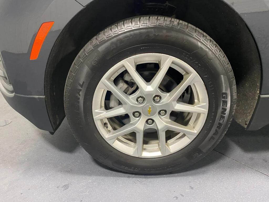 used 2022 Chevrolet Equinox car, priced at $17,396