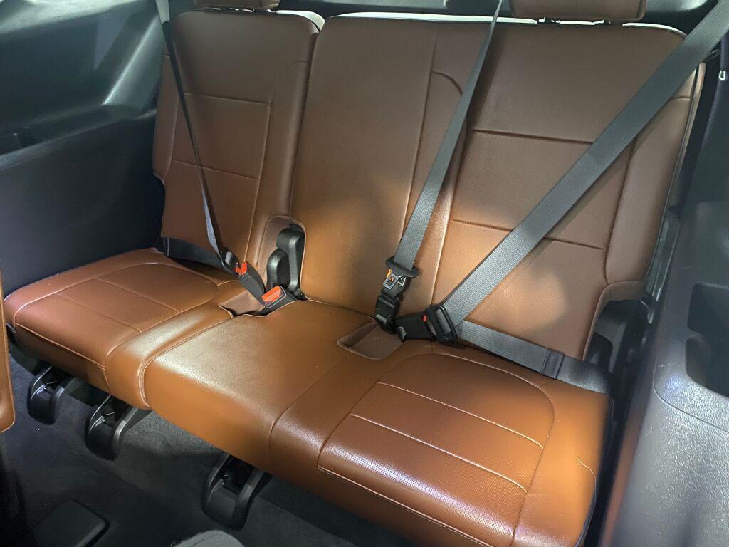 used 2019 Chevrolet Traverse car, priced at $18,557