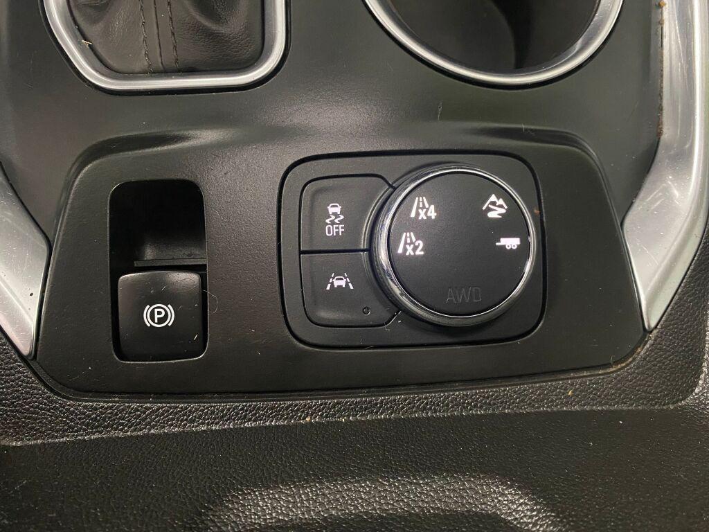 used 2019 Chevrolet Traverse car, priced at $18,557