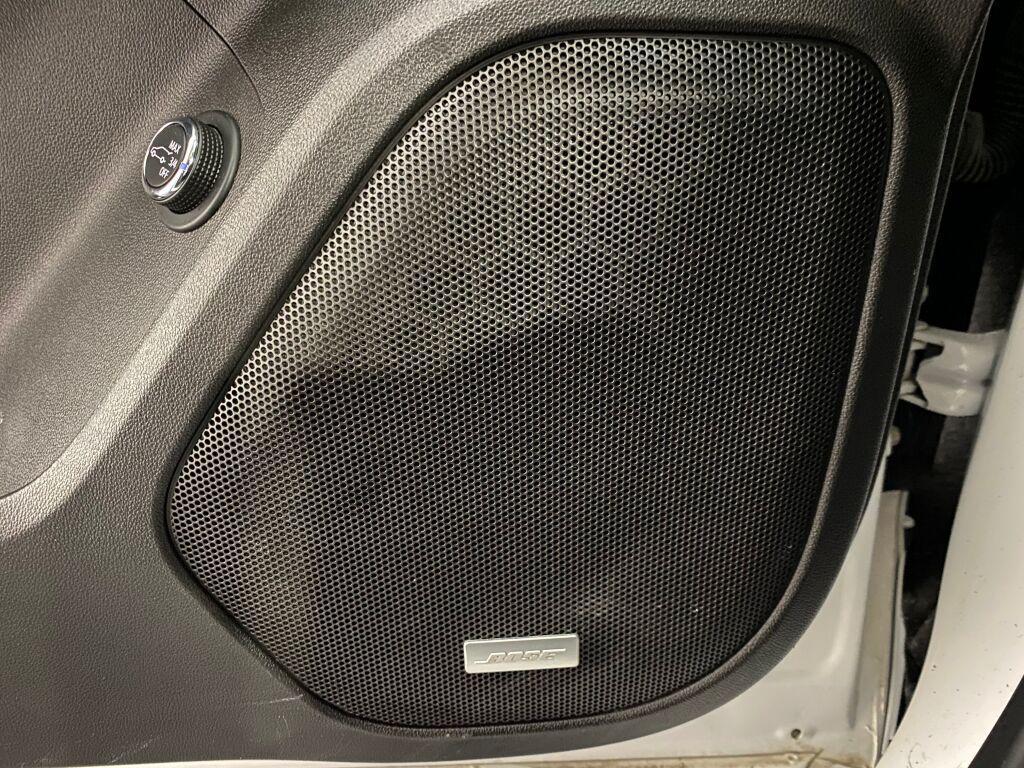 used 2022 GMC Acadia car, priced at $26,788