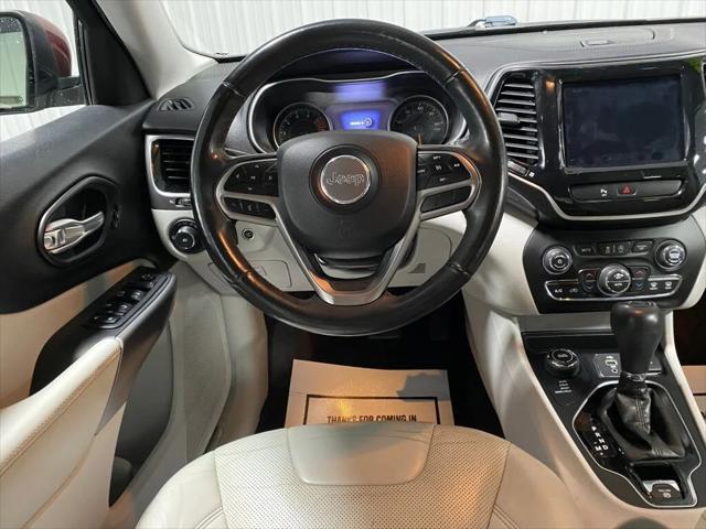 used 2019 Jeep Cherokee car