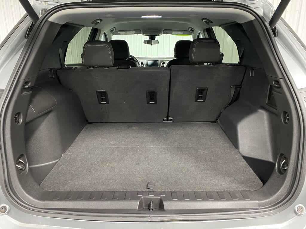 used 2023 Chevrolet Equinox car, priced at $19,566