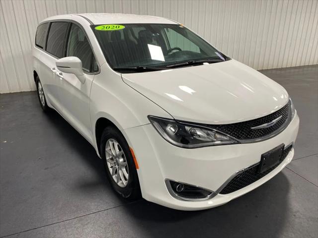 used 2020 Chrysler Pacifica car, priced at $19,859