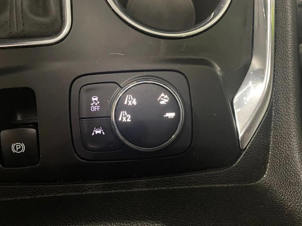 used 2019 Chevrolet Traverse car, priced at $22,458