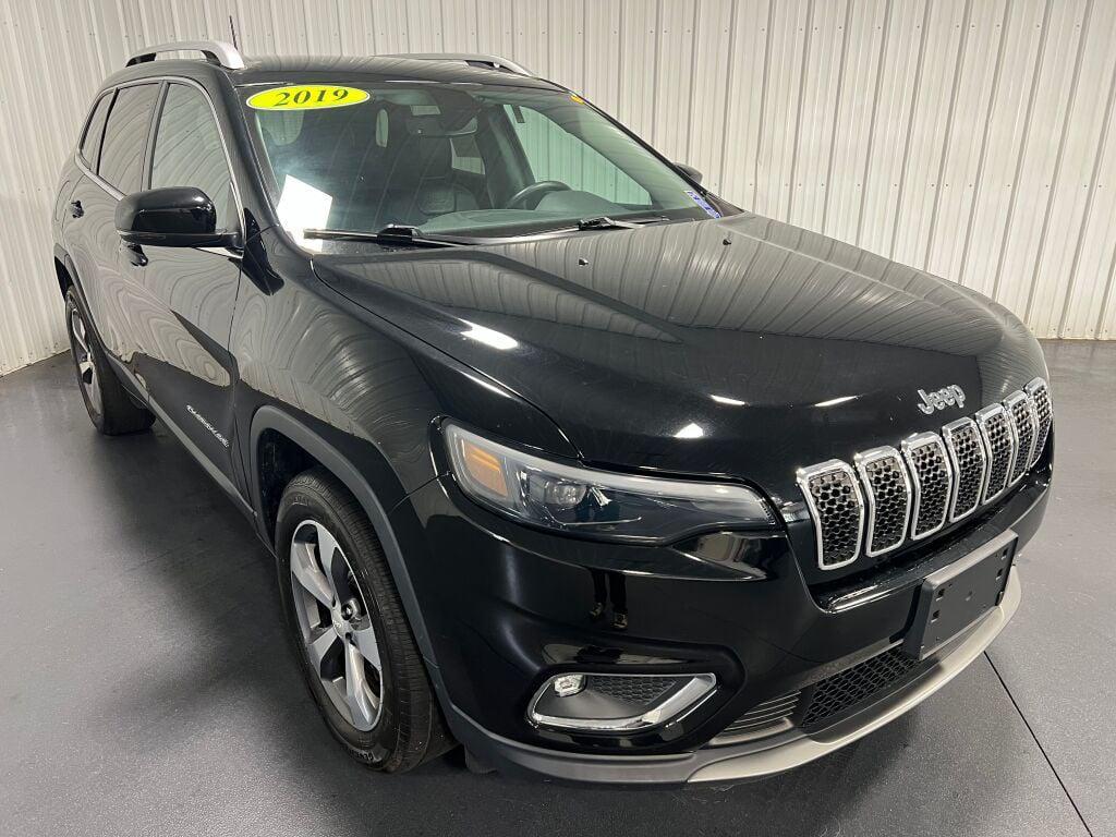 used 2019 Jeep Cherokee car, priced at $17,996