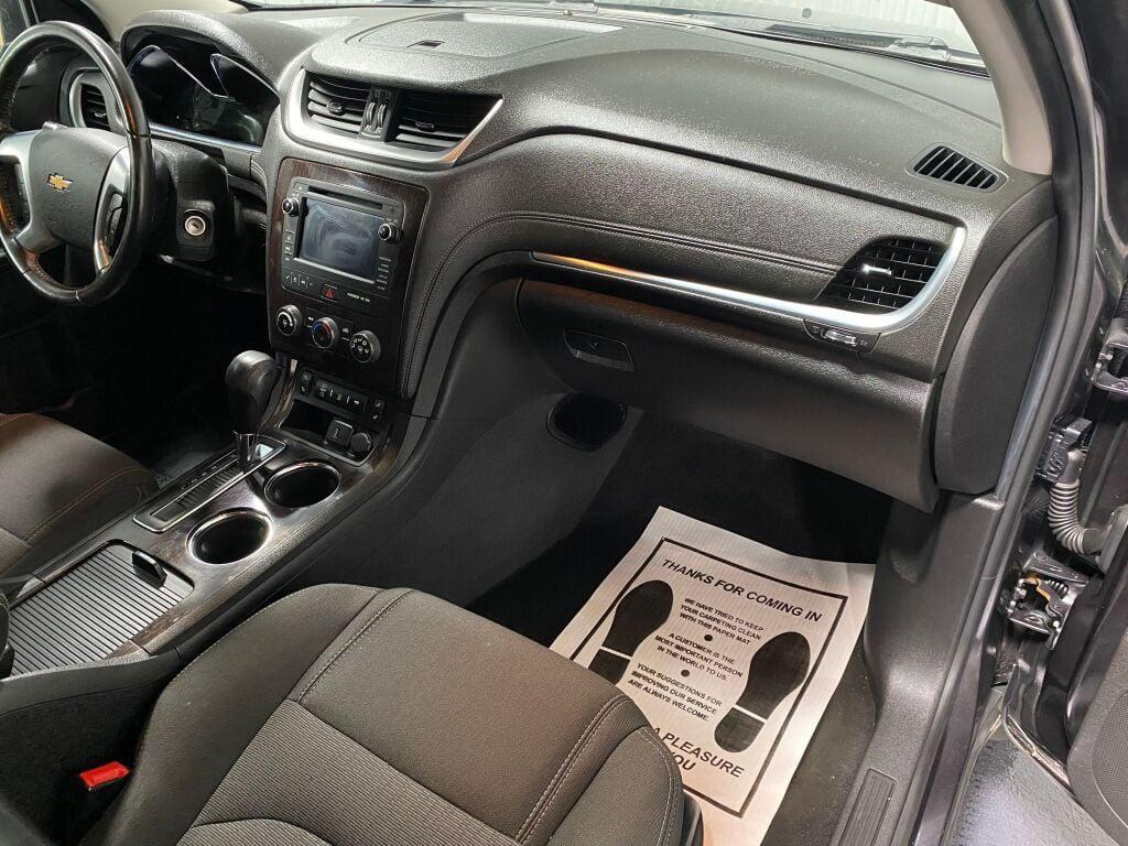 used 2017 Chevrolet Traverse car, priced at $15,887