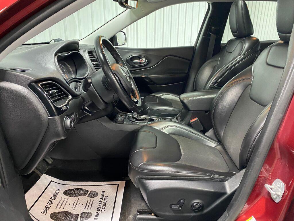 used 2019 Jeep Cherokee car, priced at $12,988