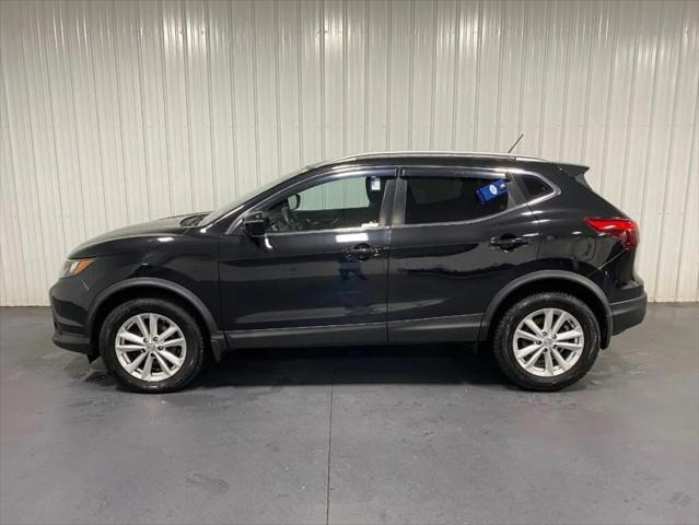 used 2017 Nissan Rogue Sport car