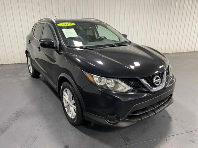 used 2017 Nissan Rogue Sport car