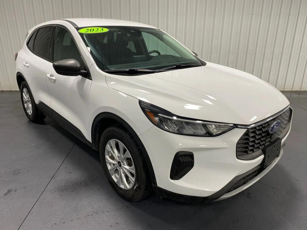 used 2023 Ford Escape car, priced at $20,922