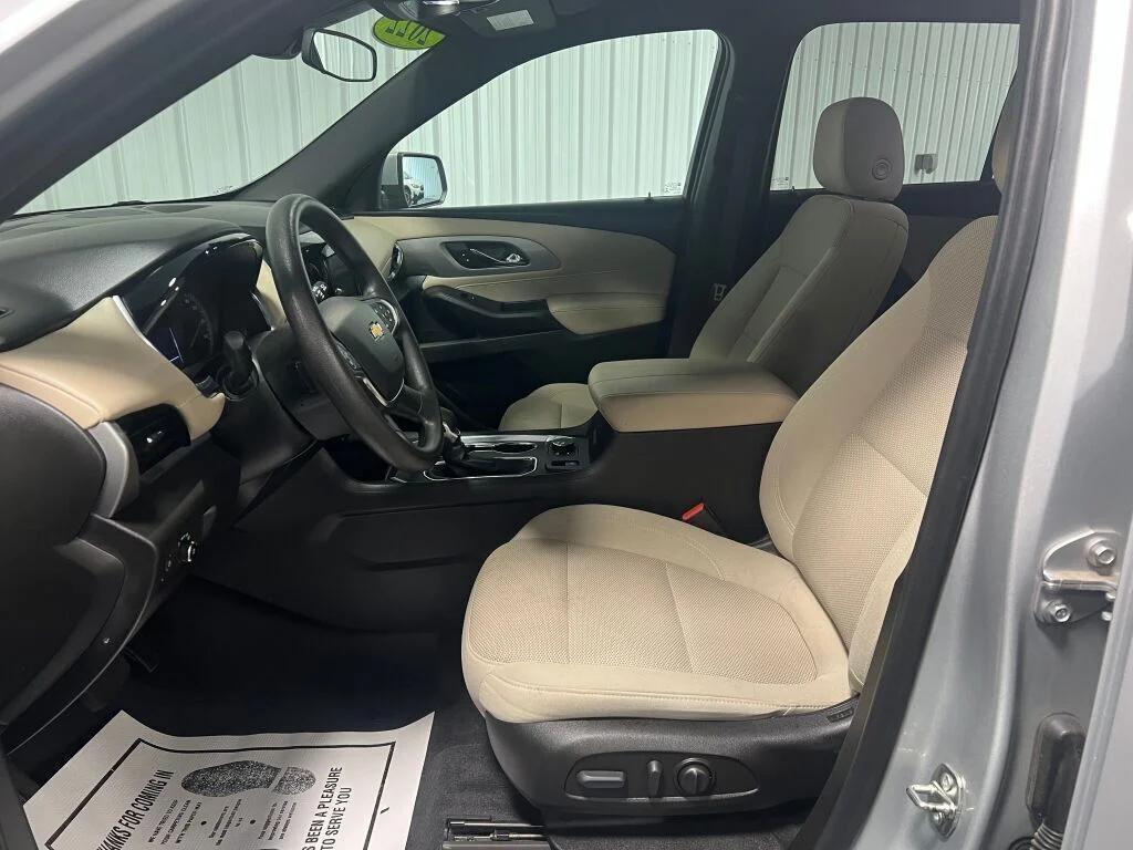 used 2022 Chevrolet Traverse car, priced at $20,592