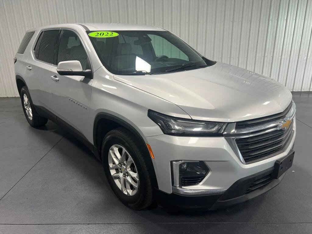 used 2022 Chevrolet Traverse car, priced at $20,592