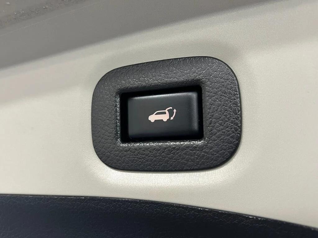 used 2019 Nissan Rogue car, priced at $17,447