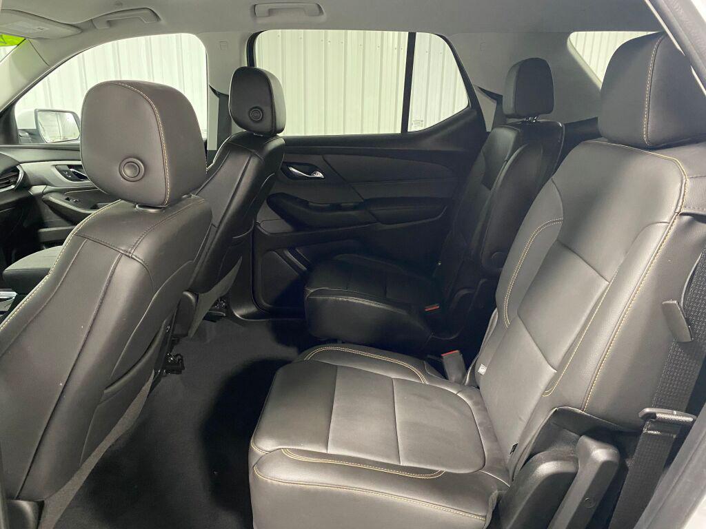 used 2021 Chevrolet Traverse car, priced at $33,448