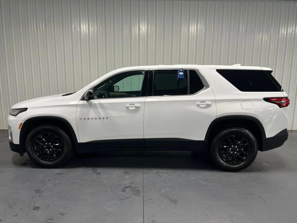 used 2023 Chevrolet Traverse car, priced at $28,496