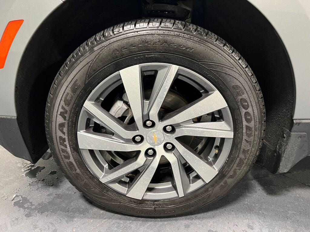 used 2023 Chevrolet Equinox car, priced at $17,447