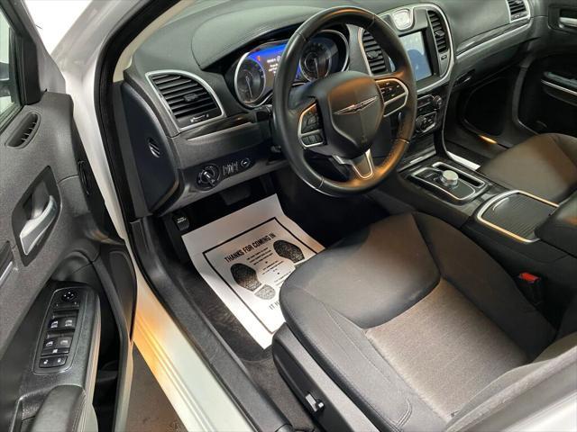 used 2018 Chrysler 300 car