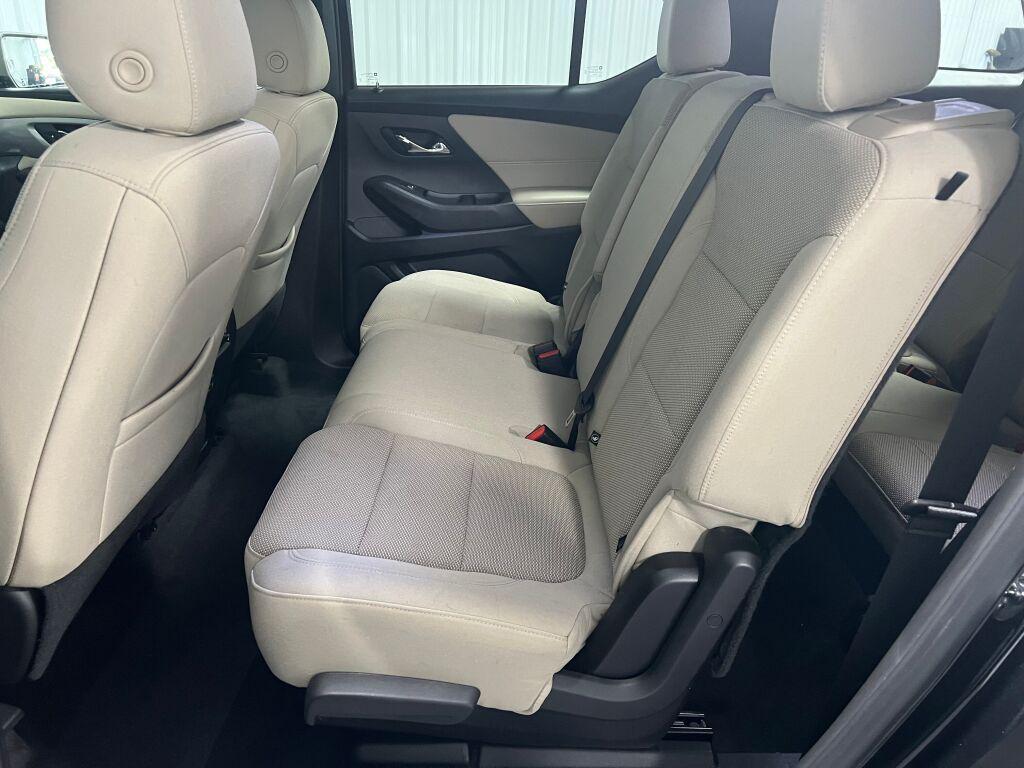 used 2022 Chevrolet Traverse car, priced at $21,979