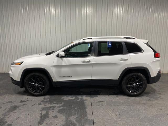 used 2016 Jeep Cherokee car, priced at $11,889