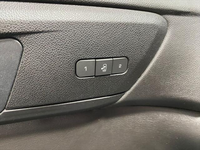 used 2017 Chevrolet Traverse car, priced at $18,896