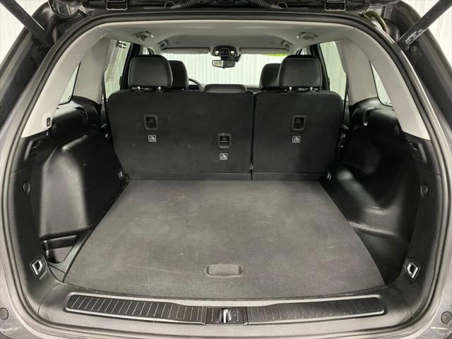 used 2023 Jeep Grand Cherokee car, priced at $29,496