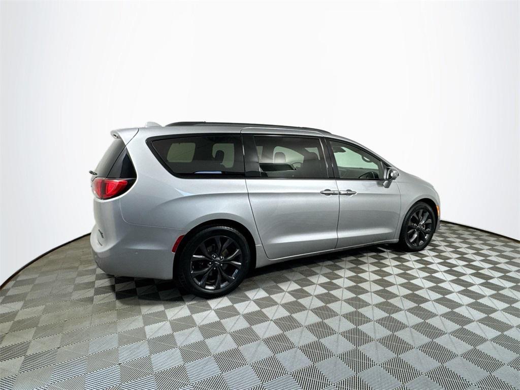 used 2018 Chrysler Pacifica car, priced at $17,422