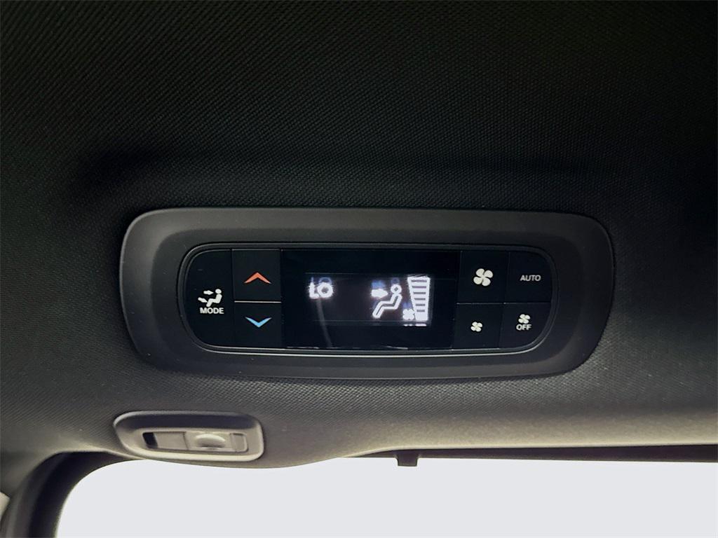 used 2018 Chrysler Pacifica car, priced at $17,422