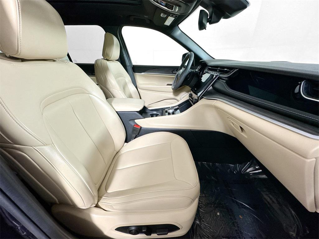 used 2024 Jeep Grand Cherokee 4xe car, priced at $28,497