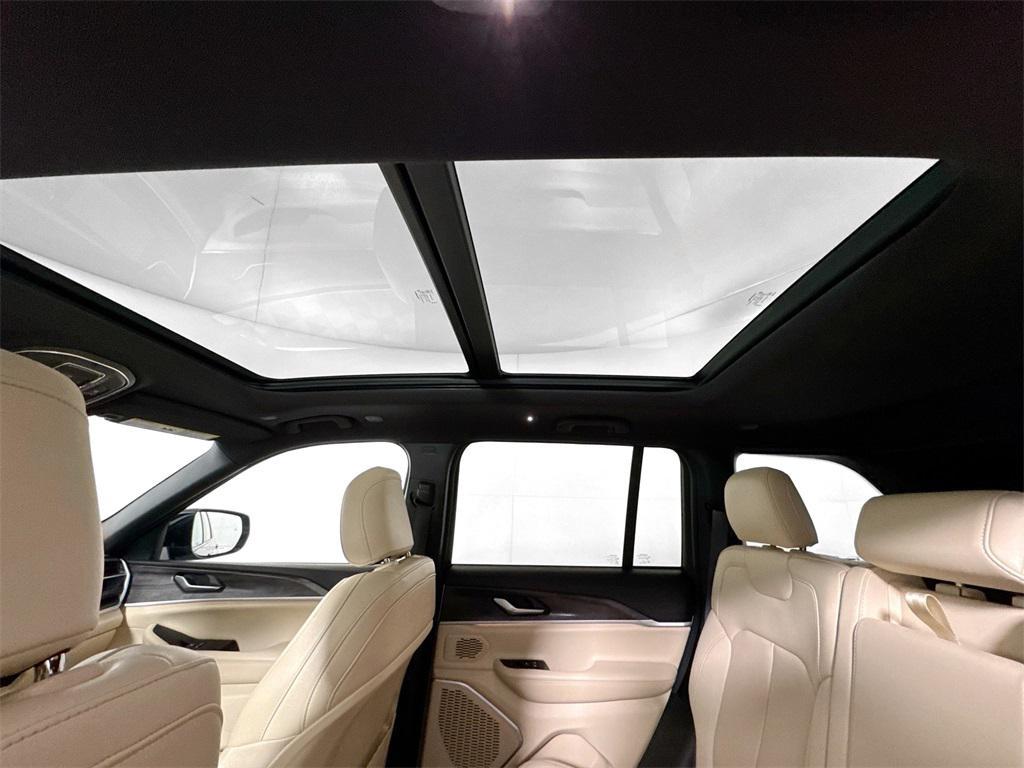 used 2024 Jeep Grand Cherokee 4xe car, priced at $28,497