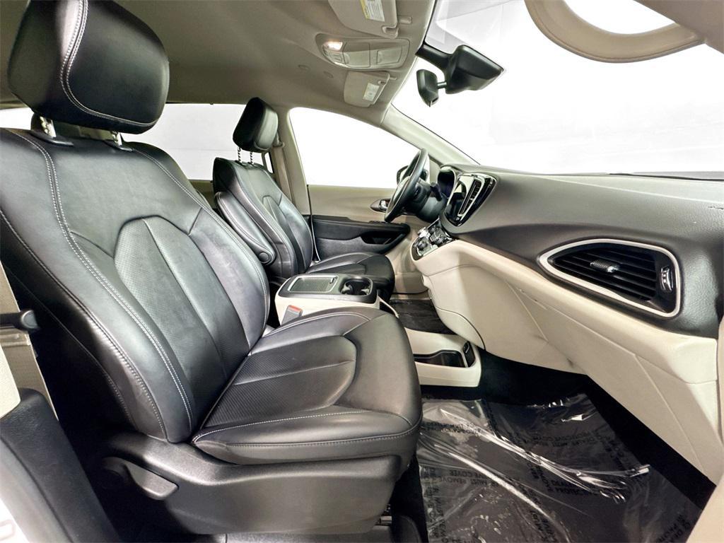 used 2024 Chrysler Pacifica car, priced at $29,498