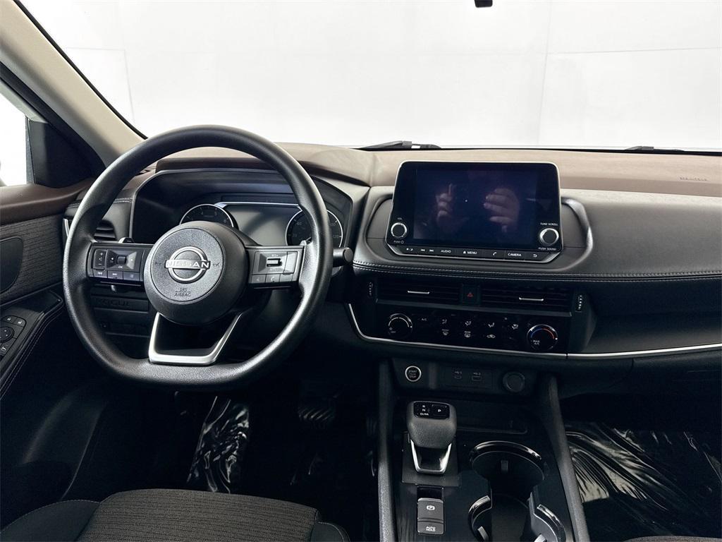 used 2022 Nissan Rogue car, priced at $19,422