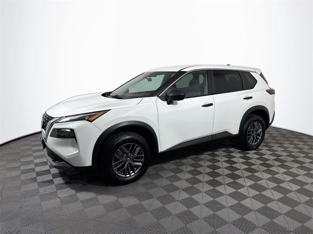 used 2022 Nissan Rogue car, priced at $19,422