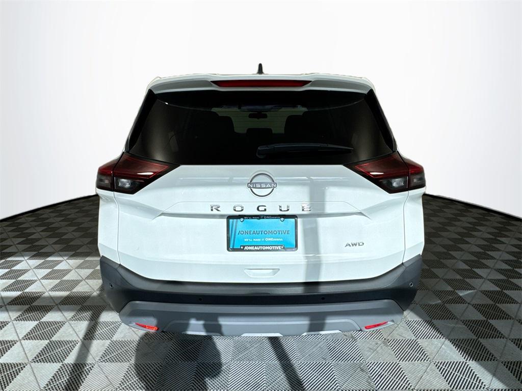 used 2022 Nissan Rogue car, priced at $19,422