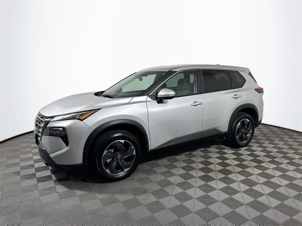 used 2024 Nissan Rogue car, priced at $22,422