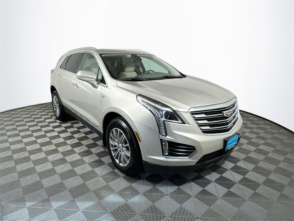 used 2017 Cadillac XT5 car, priced at $11,777