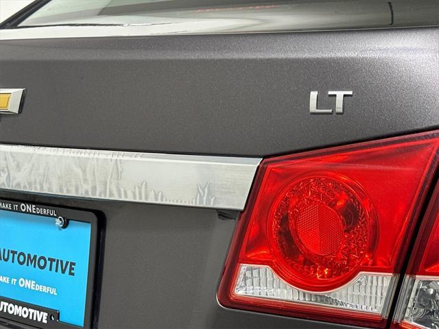 used 2015 Chevrolet Cruze car, priced at $7,999