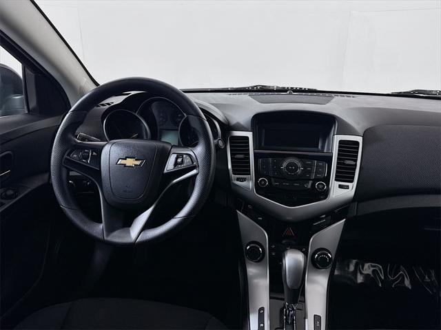 used 2015 Chevrolet Cruze car, priced at $7,999