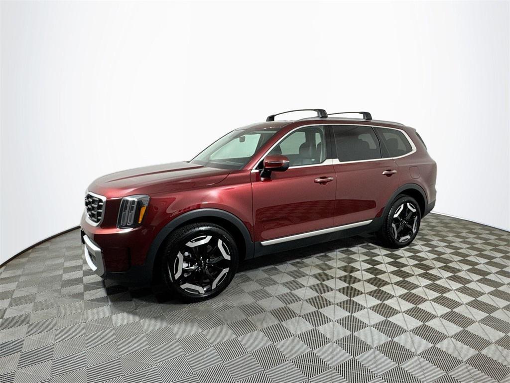 used 2024 Kia Telluride car, priced at $32,997
