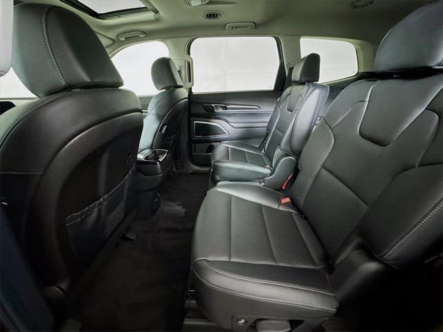 used 2024 Kia Telluride car, priced at $35,992