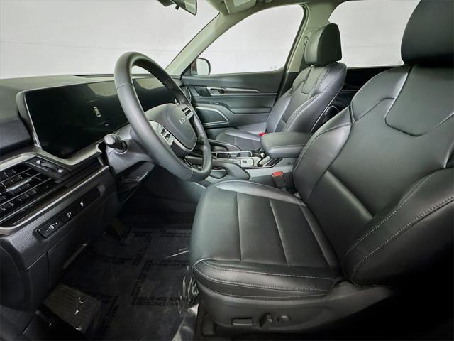 used 2024 Kia Telluride car, priced at $35,992