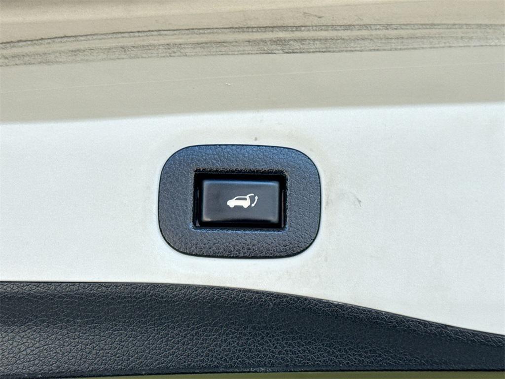used 2018 Nissan Rogue car, priced at $10,877